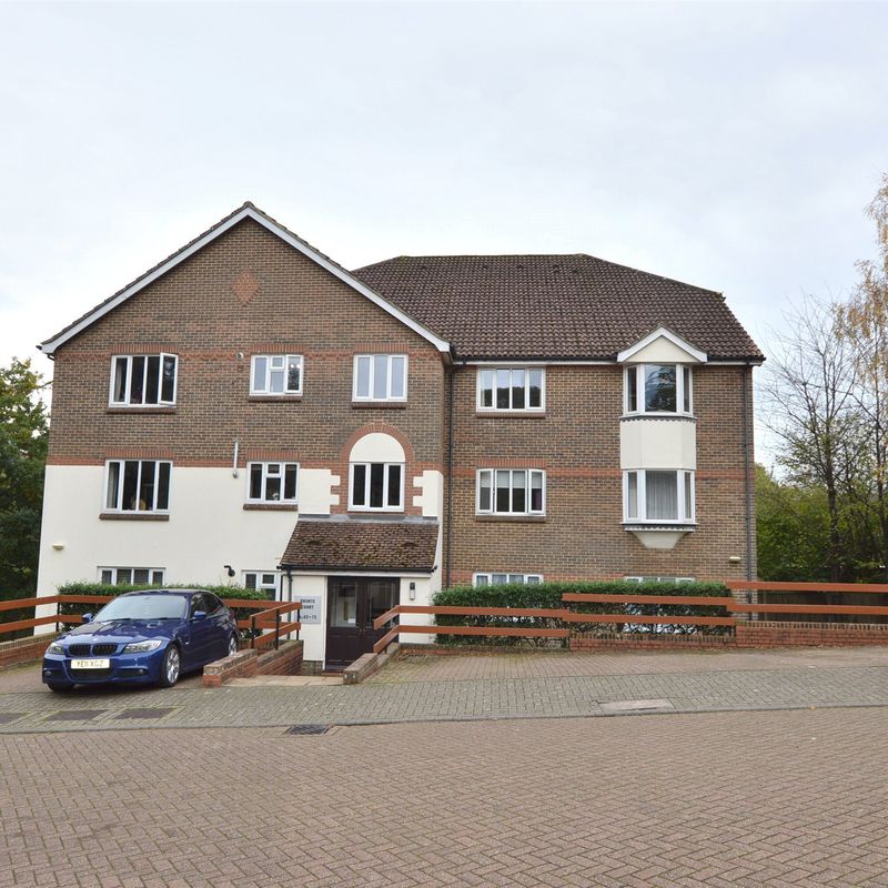 apartment for rent at St. Annes Rise, Redhill, Surrey, RH1, UK