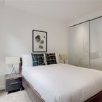 Rent 1 bedroom flat of 52 m² in Bromley
