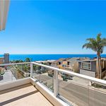 Rent 3 bedroom apartment of 177 m² in Laguna Beach