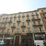 Affitto 4 camera appartamento di 80 m² in Torino