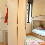 Maison de 247 m² avec 6 chambre(s) en location à Marseille