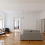 Rent a room of 123 m² in Berlin
