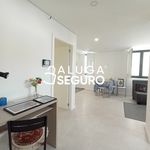 Rent 2 bedroom apartment of 75 m² in Porto