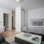 Rent 1 bedroom apartment of 50 m² in São Martinho