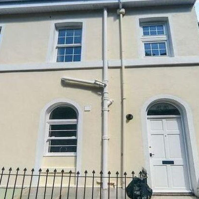 Room to rent in 4A Coburg Place, Torquay TQ2 Ellacombe
