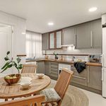 Rent 3 bedroom apartment of 178 m² in Madrid