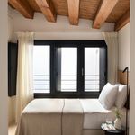 Rent 3 bedroom apartment of 180 m² in Barcelona