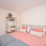 Rent 2 bedroom apartment of 74 m² in lisbon