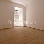 Affitto 3 camera appartamento di 50 m² in L'Aquila
