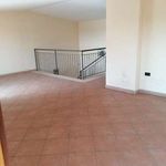 Rent 6 bedroom house of 350 m² in Marcianise
