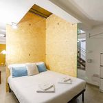 Rent 4 bedroom apartment of 96 m² in Genova