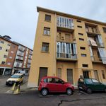 Affitto 4 camera appartamento di 80 m² in Asti