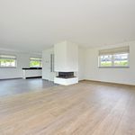 Rent 6 bedroom house of 242 m² in Soest