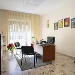 Affitto 5 camera appartamento di 135 m² in Catania