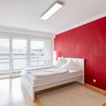 Miete 2 Schlafzimmer wohnung von 65 m² in Köln