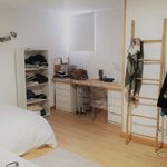 Rent a room of 130 m² in Alcalá de Henares