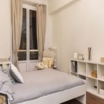 Rent a room of 290 m² in Milano