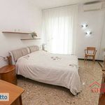 Affitto 2 camera appartamento di 82 m² in Genova