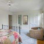 Rent 4 bedroom apartment of 269 m² in Wilton