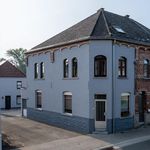 Maison de 190 m² avec 2 chambre(s) en location à Grammont