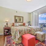 Rent 1 bedroom apartment of 814 m² in Miami