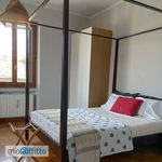 Affitto 6 camera casa di 290 m² in Milano
