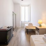 Appartamento con 4 camere da letto di 250 m² a Firenze