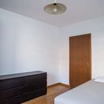 Rent a room of 130 m² in Milano