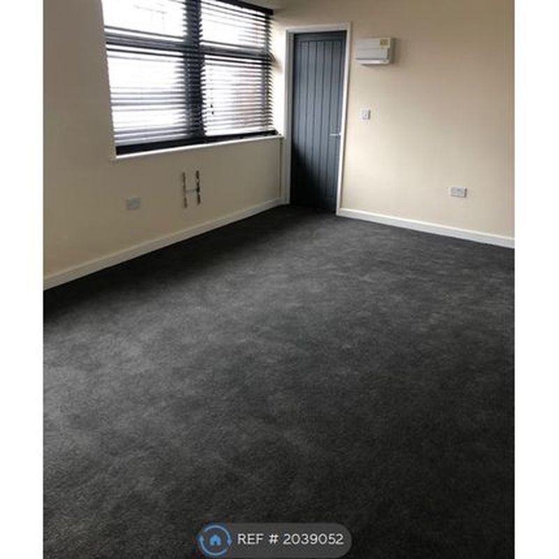 Flat to rent in Outram St, Sutton In Ashfield NG17