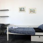 Ενοικίαση 4 υπνοδωμάτιο διαμέρισμα σε Athens