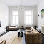 Rent 3 bedroom apartment of 93 m² in Budapest