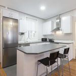 Rent 4 bedroom apartment of 97 m² in Madrid
