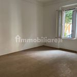 Rent 3 bedroom apartment in Reggio di Calabria