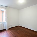 Rent 4 bedroom apartment of 250 m² in Bologna