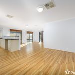 Rent 4 bedroom house of 4500 m² in Baldivis