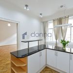 Pronajměte si 3 ložnic/e byt o rozloze 105 m² v Prague