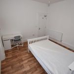 Rent 4 bedroom student apartment in Huddersfield