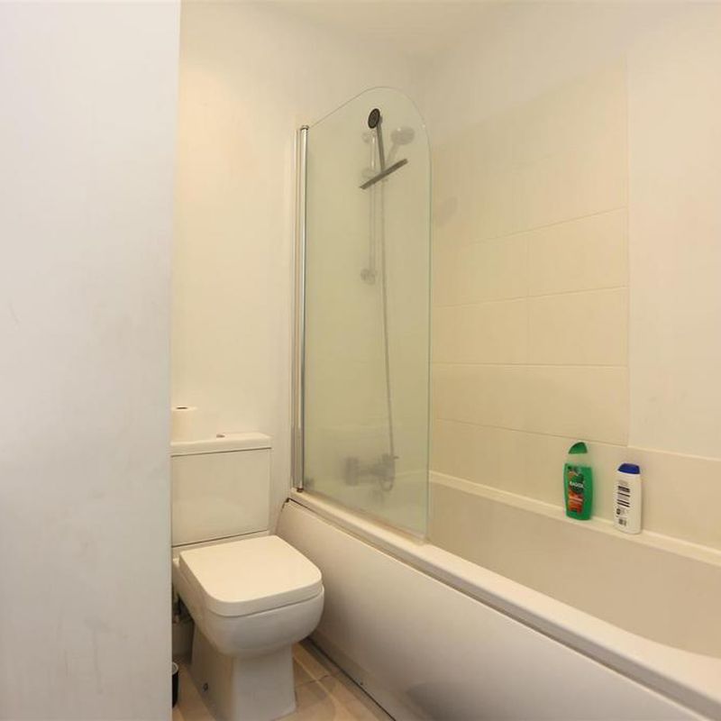 2 bedroom flat to rent Southern Cross