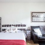 Rent a room of 180 m² in Alcalá de Henares