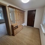 Pronajměte si 1 ložnic/e byt o rozloze 315 m² v Zruč-Senec