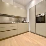 Rent 4 bedroom apartment of 145 m² in Roma