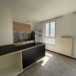 Rent 3 bedroom apartment of 51 m² in Nogent-le-Roi