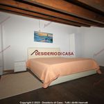 Affitto 4 camera appartamento di 59 m² in Campofelice di Roccella