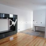 Rent 4 bedroom apartment of 130 m² in Porto