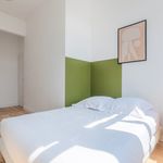 Louez une chambre de 200 m² à Lille