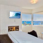 Rent 5 bedroom apartment of 260 m² in Corona Del Mar