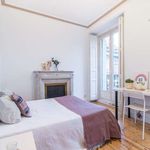 Rent a room of 180 m² in Madrid