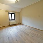 Rent 3 bedroom house of 2327 m² in Genappe