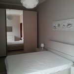 Rent 5 bedroom apartment of 75 m² in Genova