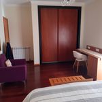 Rent a room of 28 m² in Bairro